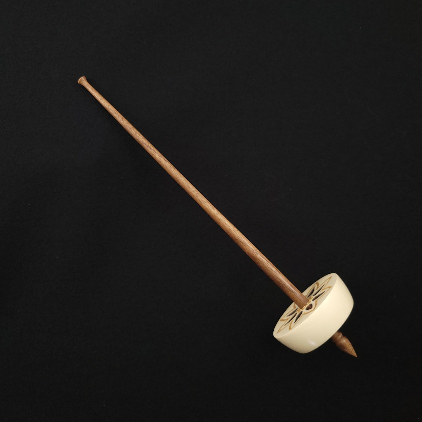 Small Holly Bottom Whorl Spindle