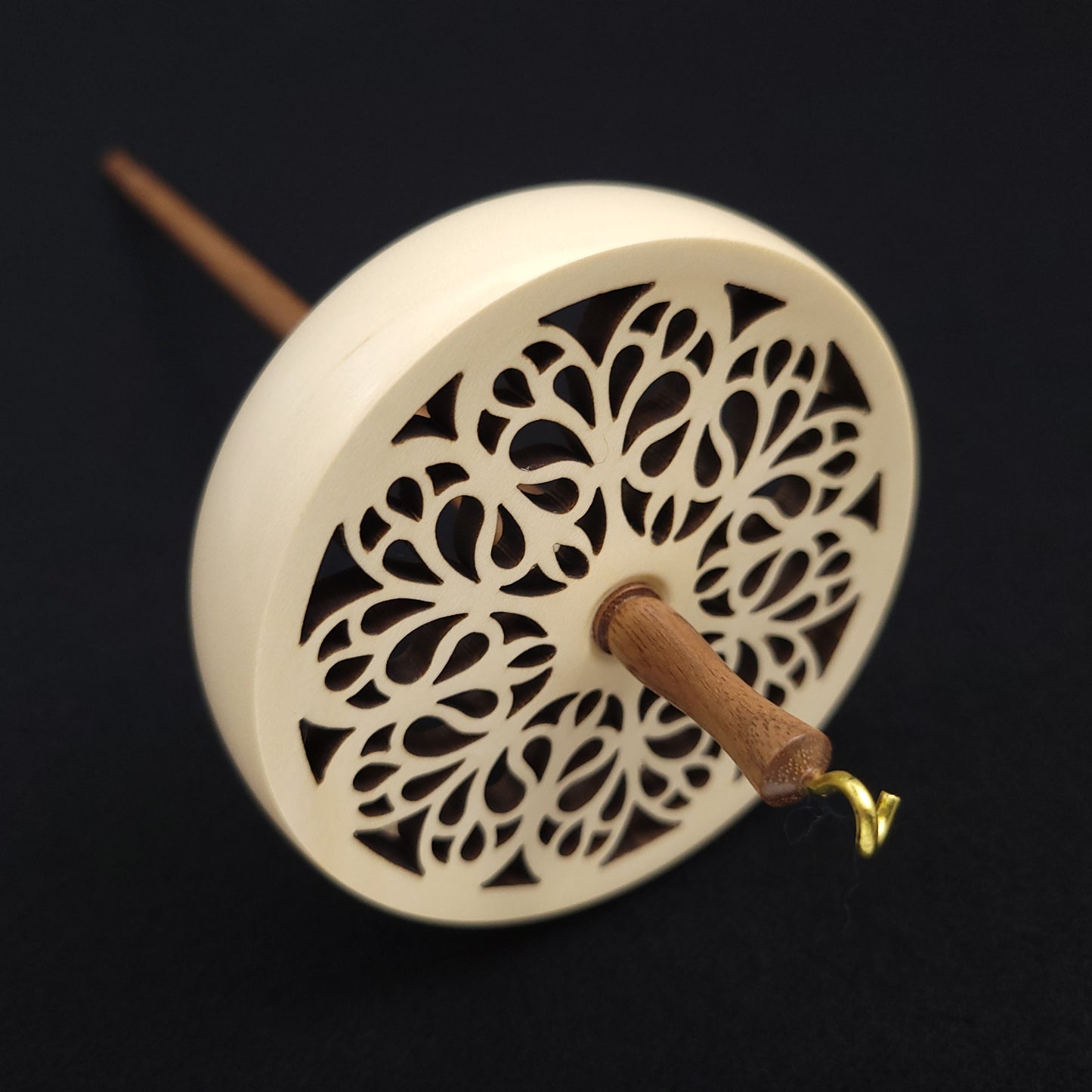 Large Holly Top Whorl Spindle