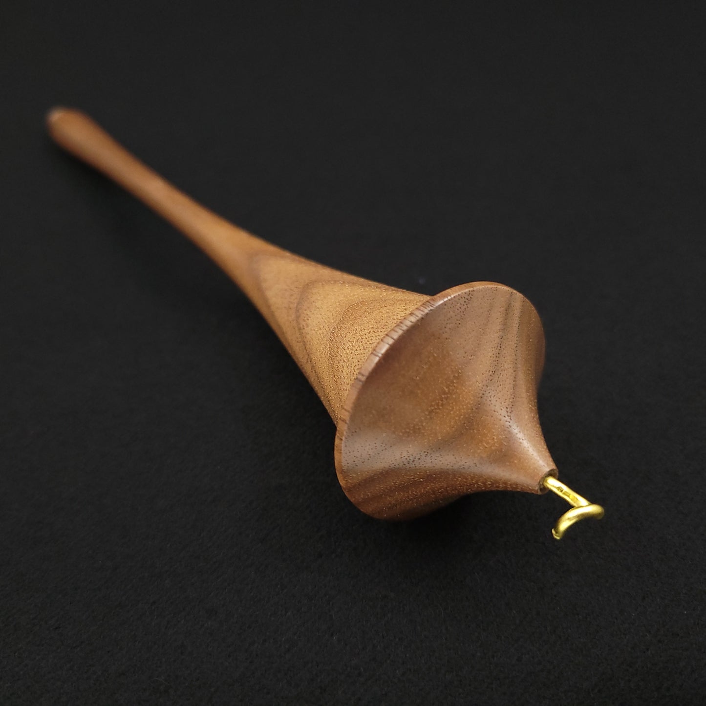 Walnut Victorian Lace Spindle