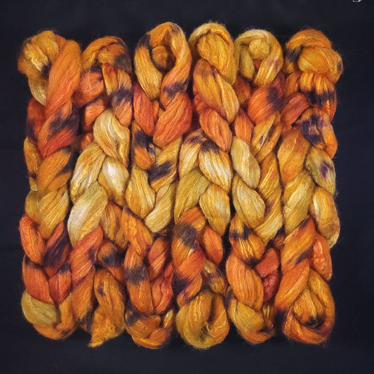 Monarchs in the Milkweed - 2 oz 85/15 BFL/Silk