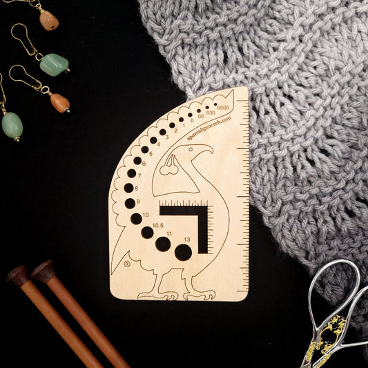 US Spanish Peacock Knitting Needle Gauge