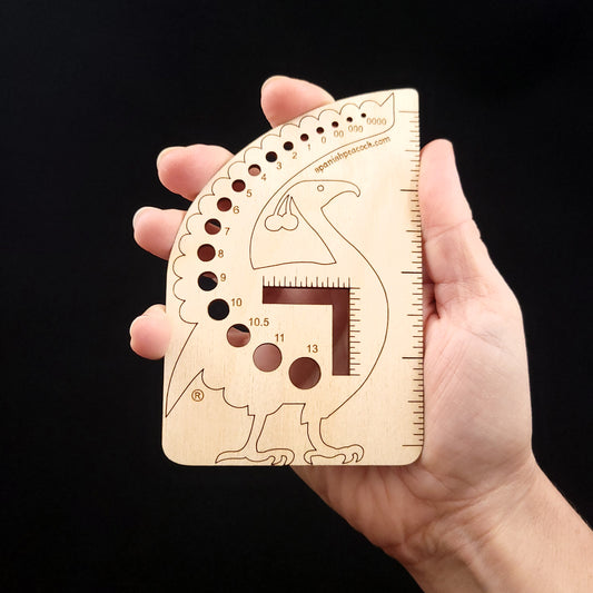 US Spanish Peacock Knitting Needle Gauge