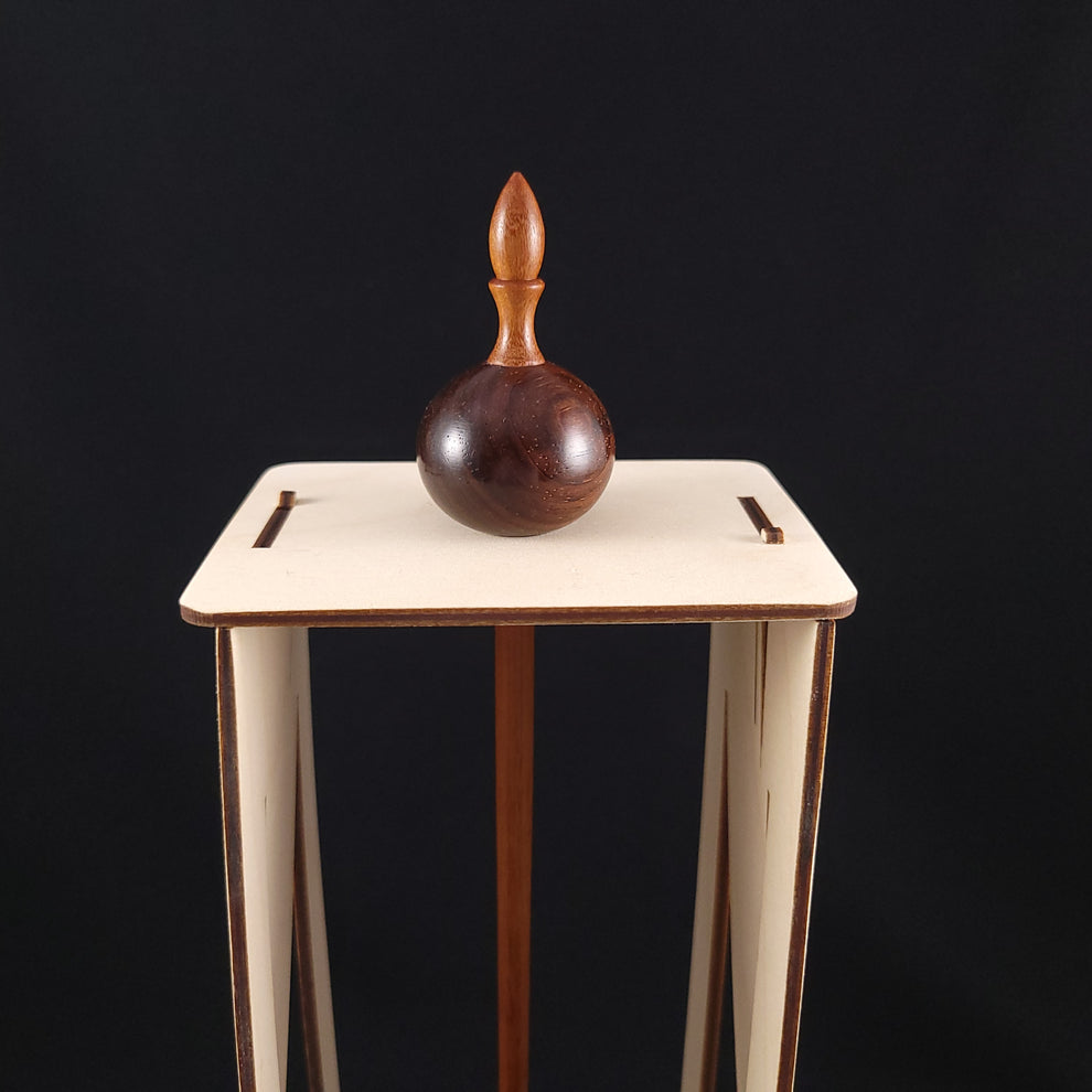Solo Spindle Storage Stand – The Spanish Peacock