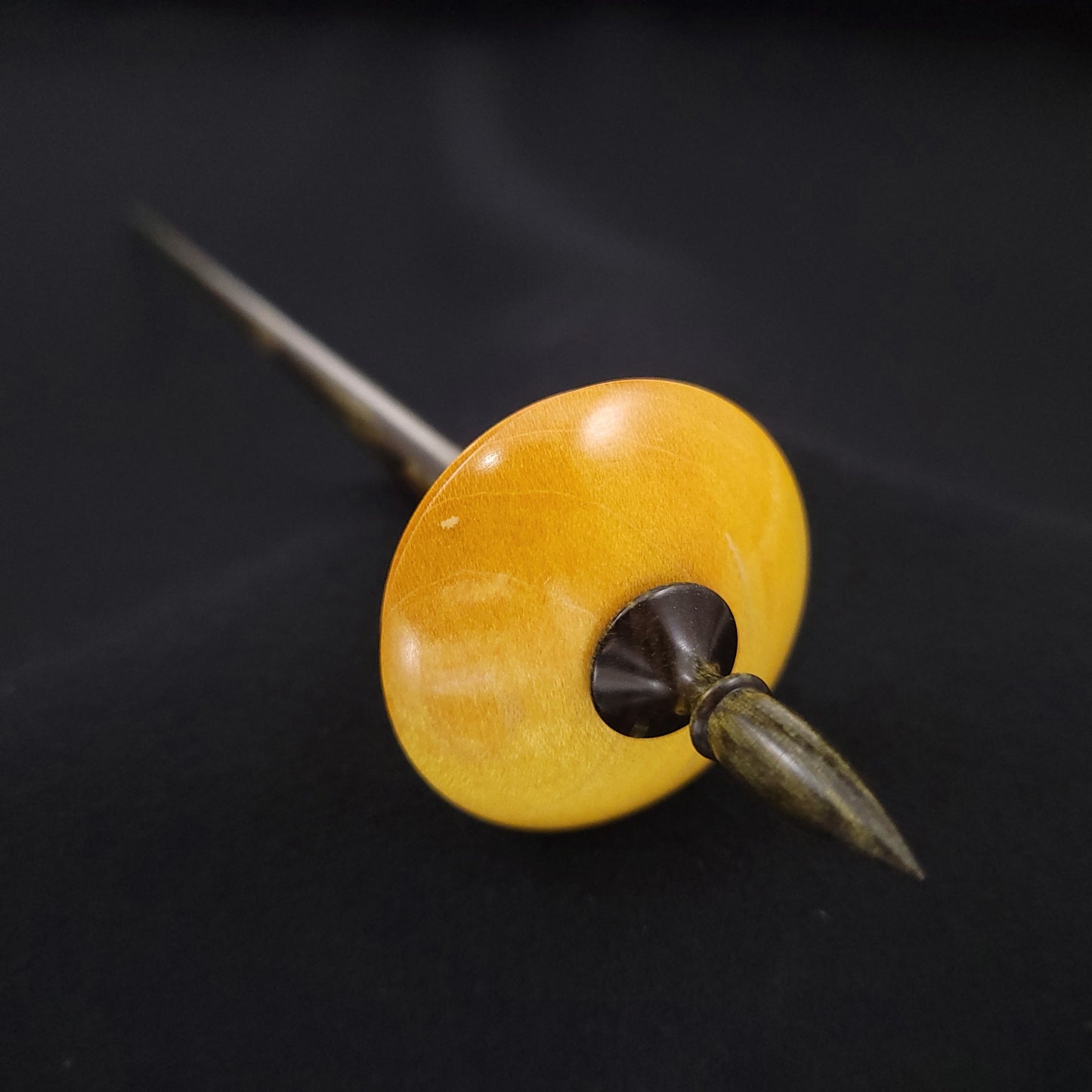 Yellowheart Shop Rat Bead